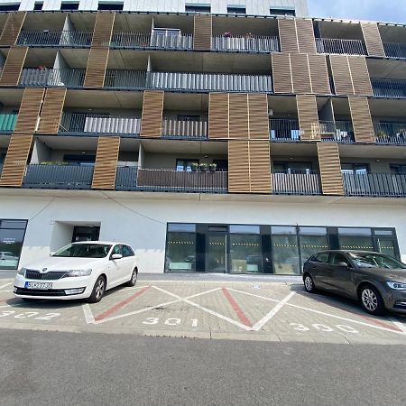 Krasny Moderny 1-Izbovy Byt, Novostavba + Parking Pressburg Exterior foto